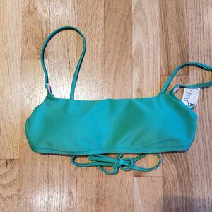 NWT D&J Women Swimming Bikini Top Green Size S . Removable cup.